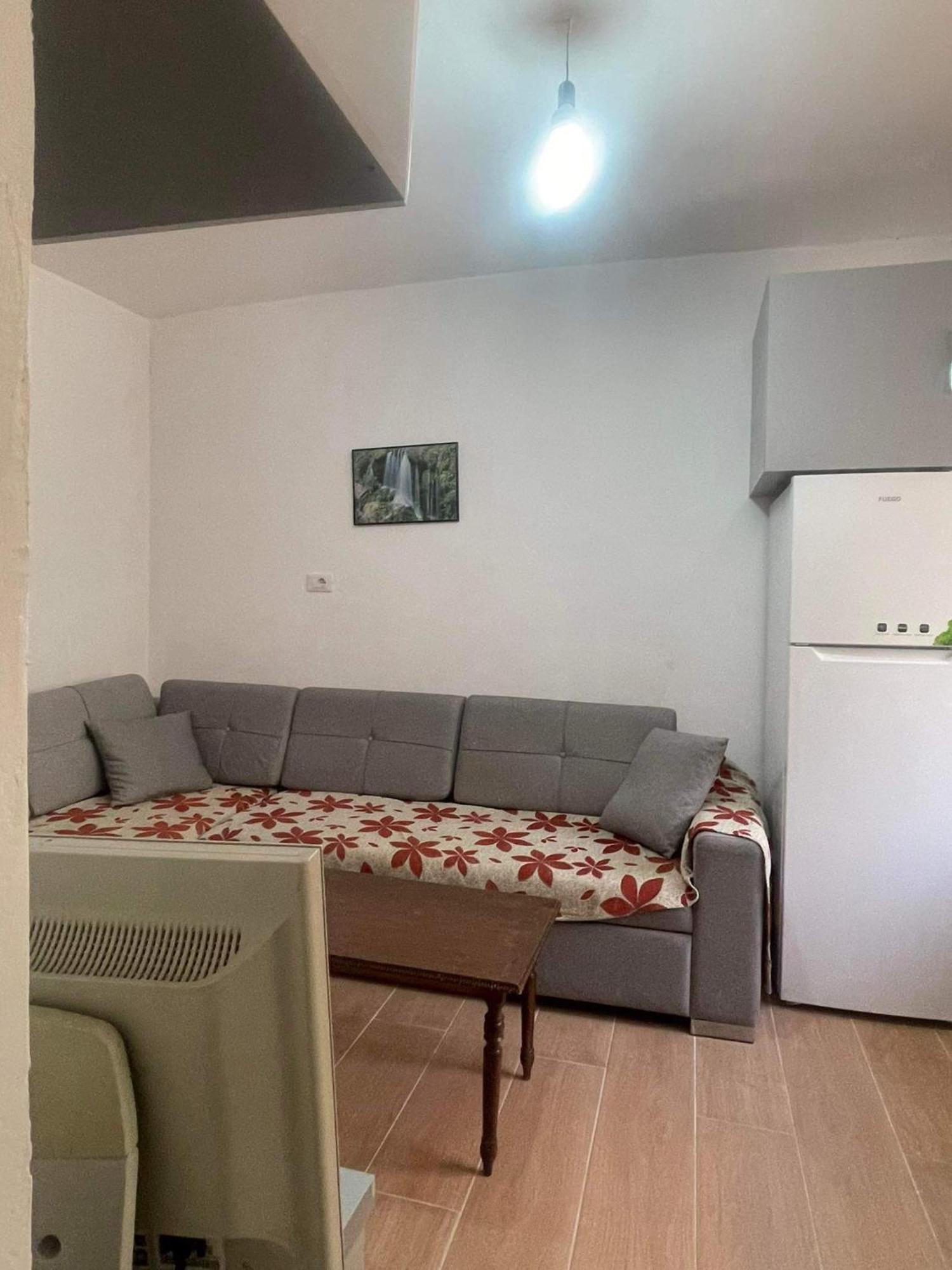 Hotel Gjika Sarandë 外观 照片
