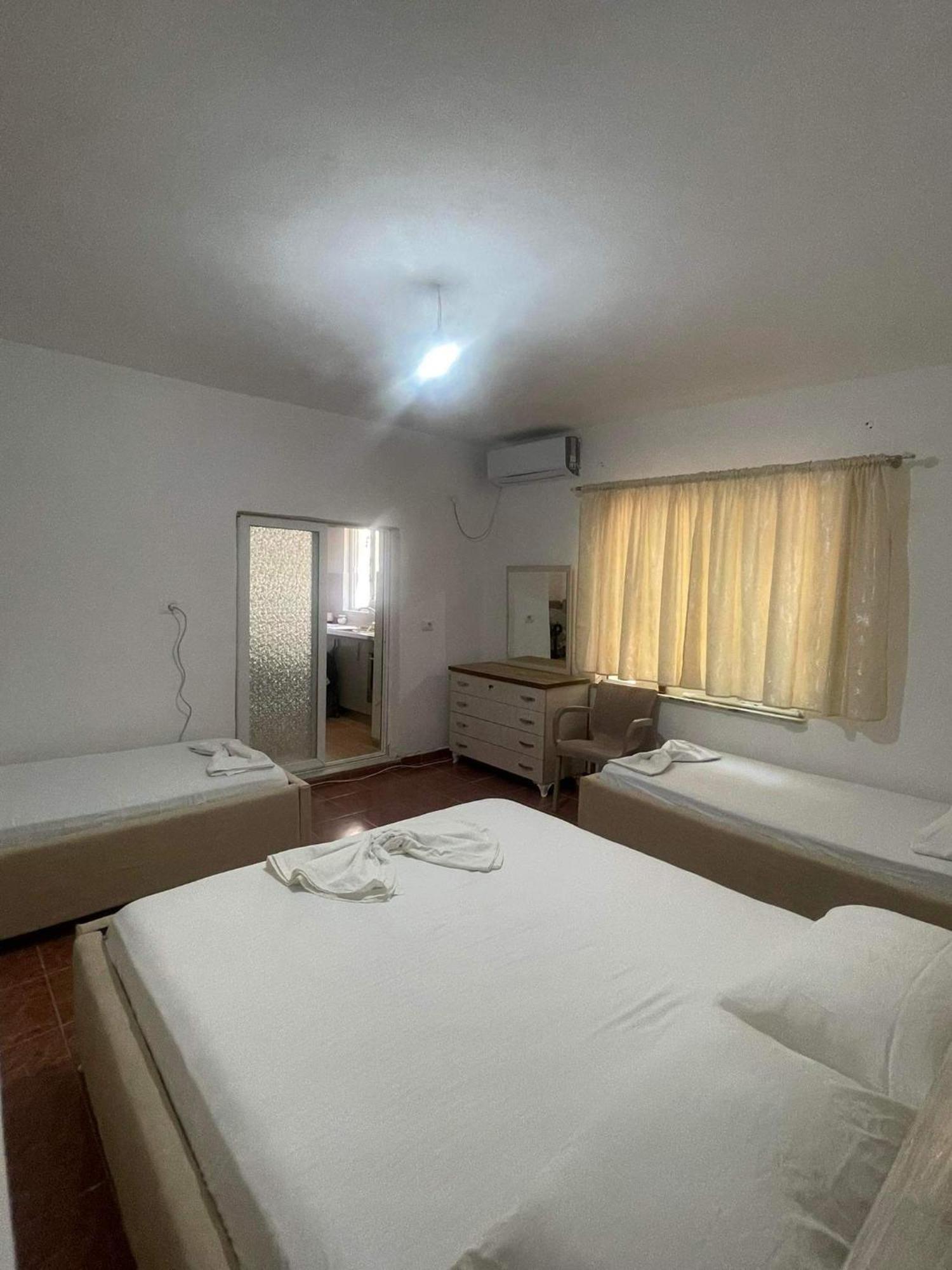 Hotel Gjika Sarandë 外观 照片