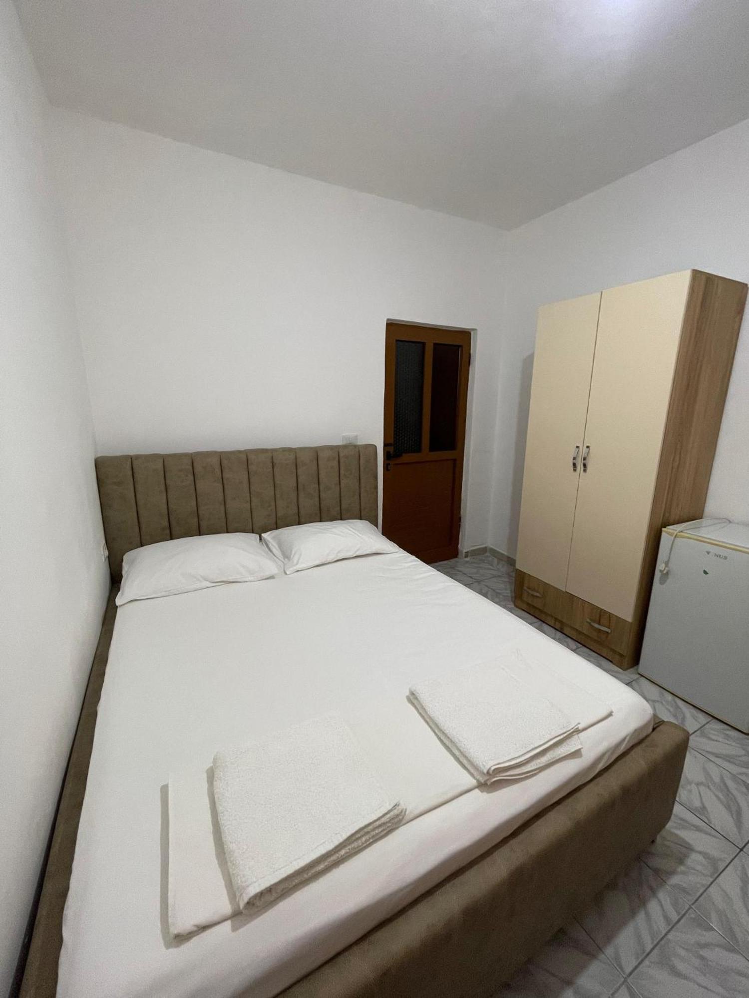 Hotel Gjika Sarandë 外观 照片