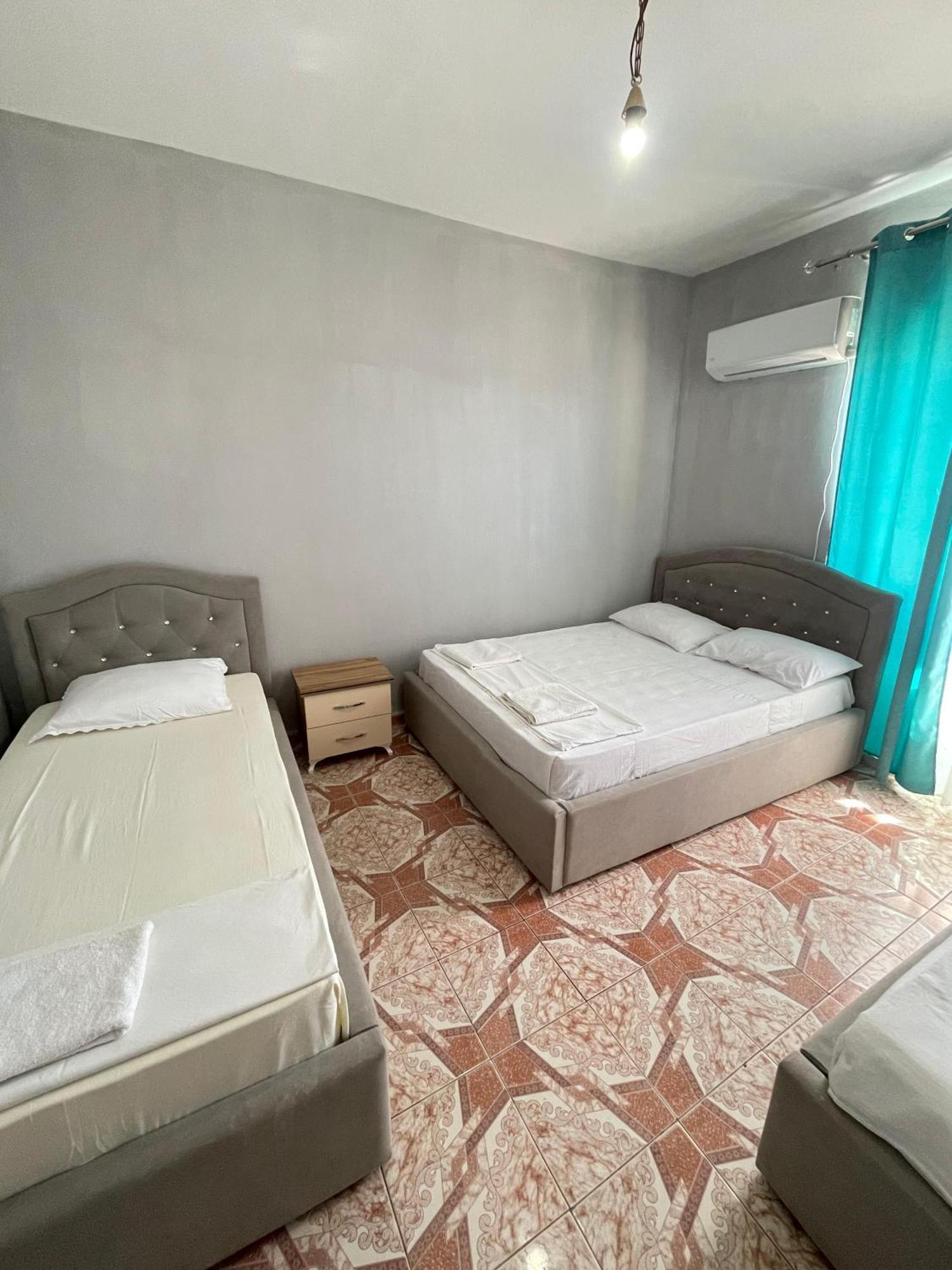 Hotel Gjika Sarandë 外观 照片